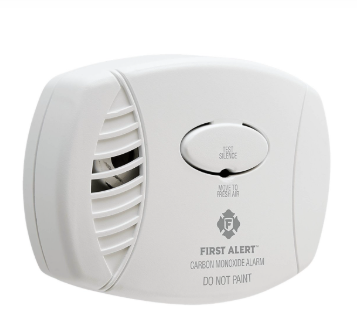 BRK First Alert CO605B Carbon Monoxide Plug-In Alarm with Battery Backup
