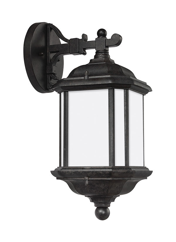 Generation Lighting Kent 1 light outdoor wall lantern in Oxford Bronze