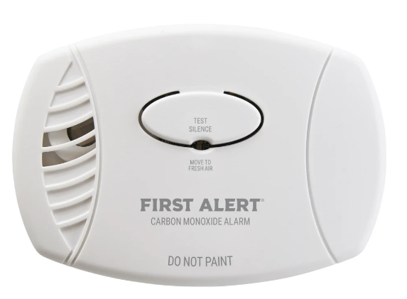 BRK First Alert CO7P01 Plug-In Carbon Monoxide Alarm with Battery Backup