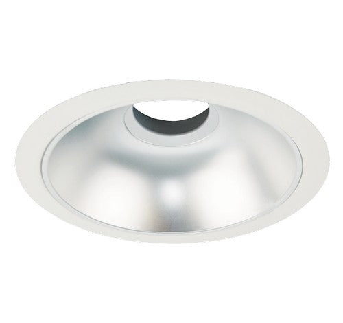 Haze reflector with white ring finish for 6-inch recessed lighting, featuring a sleek aluminum design and round shape.