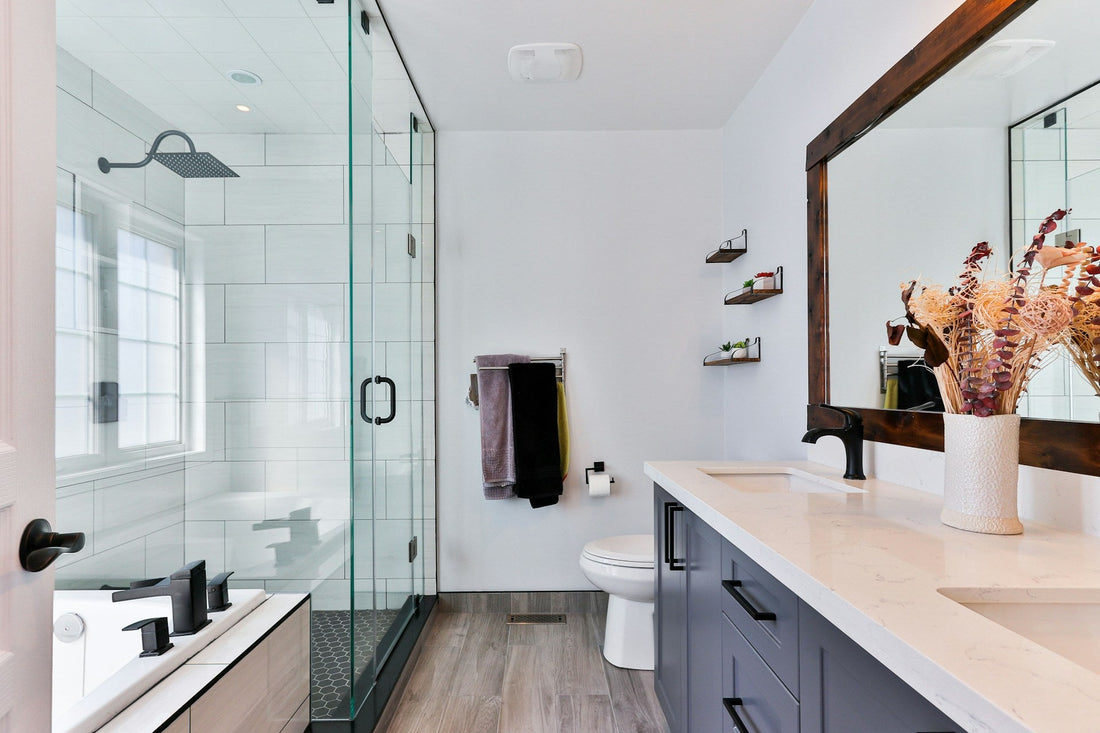 Bathroom fan with a heater, make your morning comfortable.