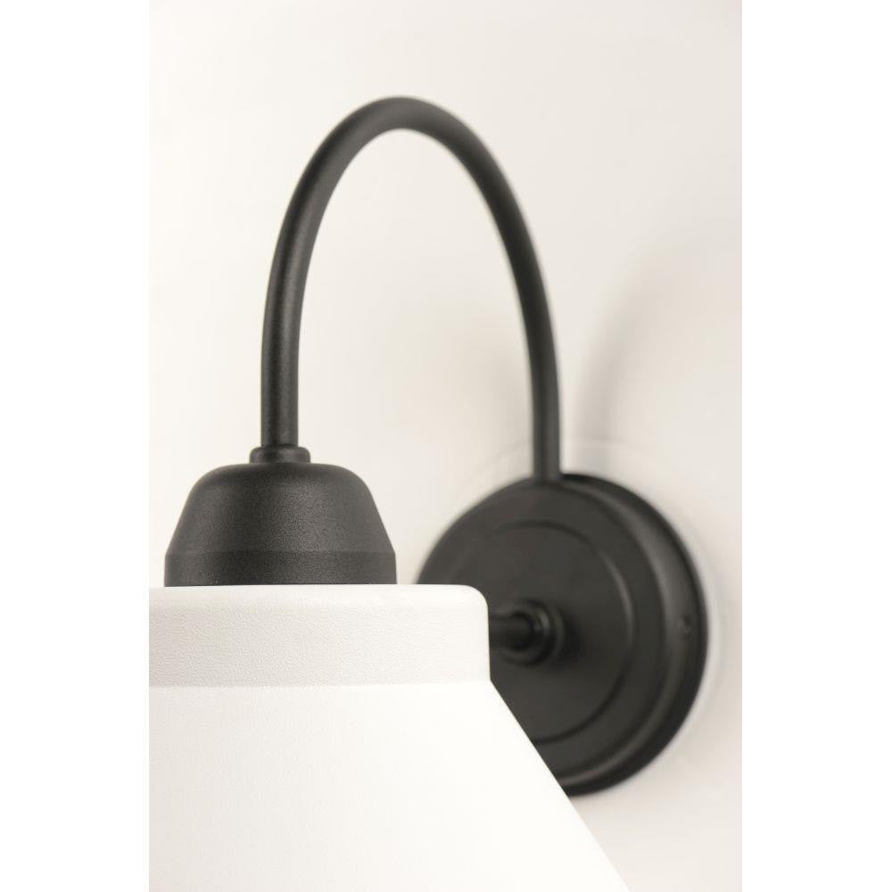 Maxim Lighting 10290WTBK Jetty Black Gooseneck Arm and Round Back Plate Detail Close-Up