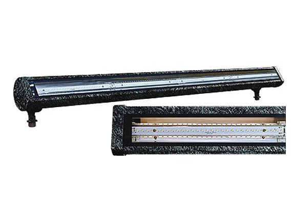 Dabmar Lighting DF9402-LB36-50K-VG 4-ft Cast Aluminum Sign Light, Wattage 36W, Lumens 3384 lm, Voltage 120V, Color Temperature 5000K, Verde Green