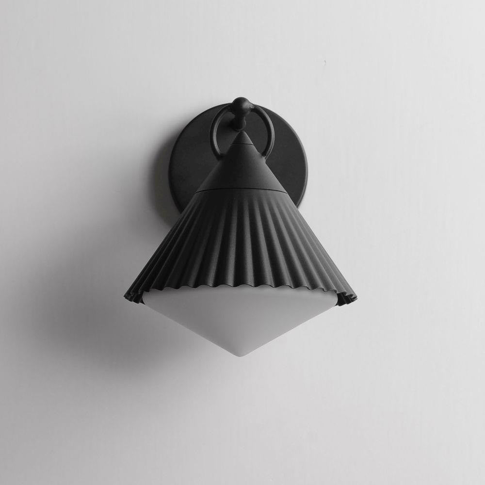 Maxim Lighting 35132WTBK Odette 1 Light 9.5 inch Black Outdoor Wall Light - Front View