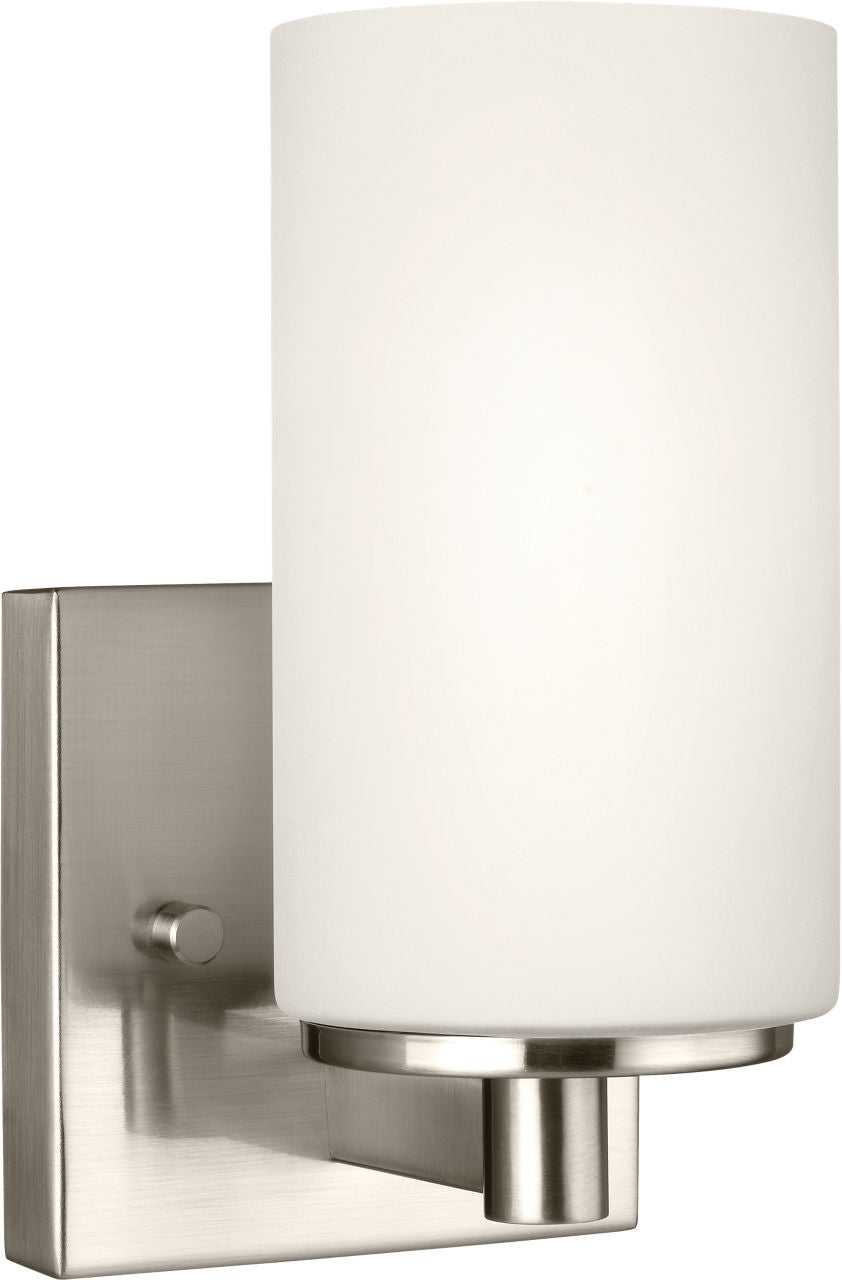 Generation Lighting Hettinger 1 light bath vanity wall light in brushed nickel