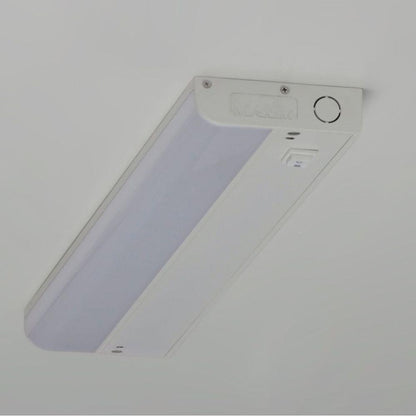 Maxim Lighting 89852WT CounterMax MX-L-120-1K 18 Inch White Undercabinet LED Light Bar - Close-Up Angle View