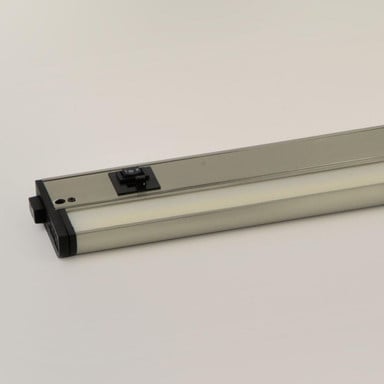 Maxim Lighting 89865SN CounterMax 5K Satin Nickel Undercabinet Light Bar - Switch Detail View