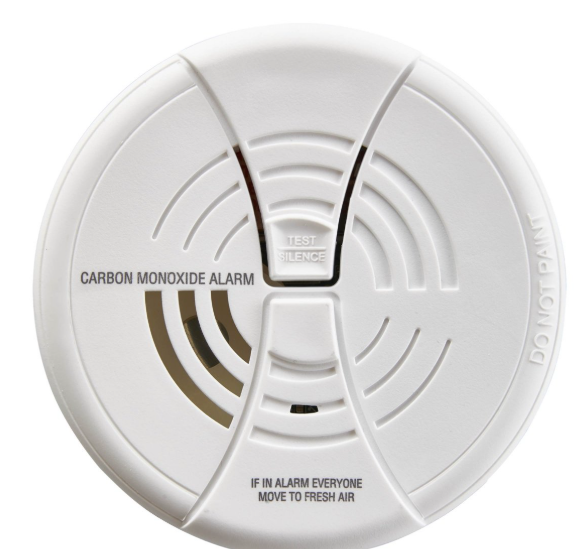 BRK First Alert CO250LB Battery powered CO Alarm with replaceable battery and Silence feature.  Includes electrochemical CO sensor and a 5-year 9V lithium battery