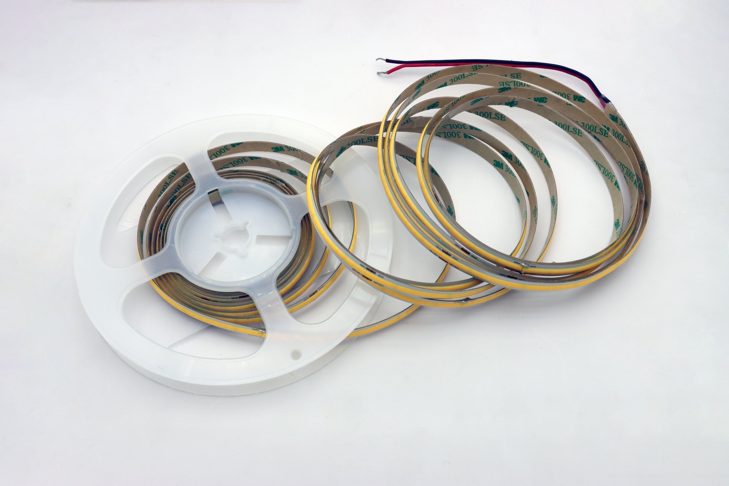 Lighting Spot 26 LS-TPL7.5W/24V/20M/4K Hight Output LED Tape Light, 20M 24V SMD UP TO 800LM/FT 7.5WATTS/ 10.3 MM 4000K
